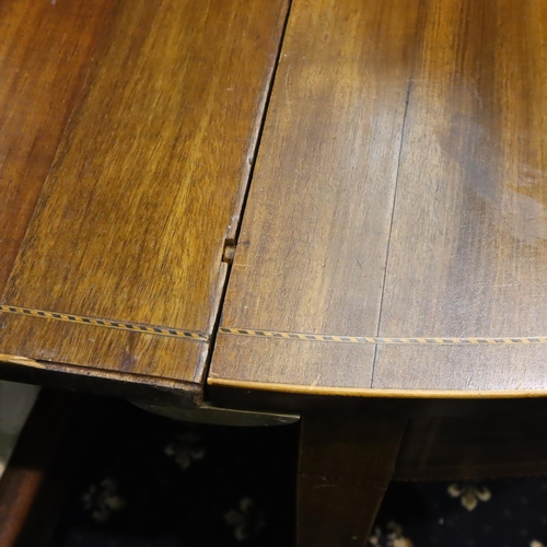 545 - Georgian inlaid dining table with five chairs, Extra leaf with brass fittings mahogany, 185 x 113 x ... 