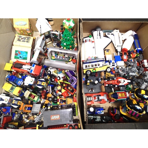 2223 - Collection of built small Lego models etc, mostly vehicles includes some mini figures (two boxes). P... 