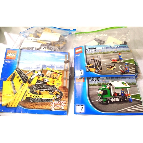2227 - Two Lego vehicles; 7685 Bulldozer and 60020 Cargo Truck, both unboxed. P&P Group 2 (£14+VAT for the ... 