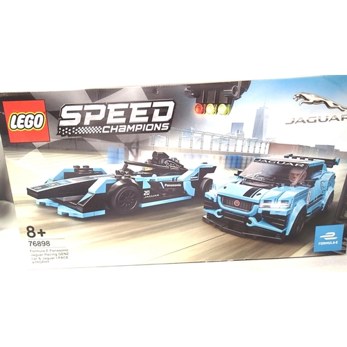 2246 - Lego 76898 Speed Champion Formula E Panasonic Jaguar Racing Gen 2 and Jaguar 1-Pace and Trophy. P&P ... 