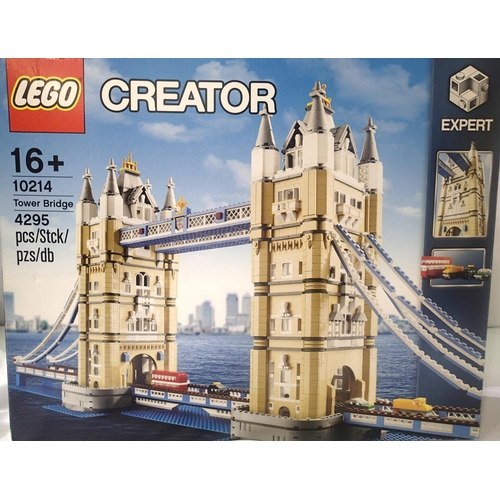 2252 - Lego 10214 Creator Expert Tower Bridge. P&P Group 3 (£25+VAT for the first lot and £5+VAT for subseq... 