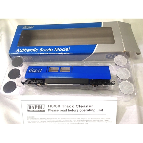 2280 - Dapol OO D800 track cleaning wagon bue in very good condition, missing fluid. P&P Group 1 (£14+VAT f... 