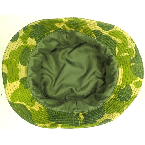 3059 - Vietnam War period Special Forces parachute silk boonie hat. P&P Group 1 (£14+VAT for the first lot ... 