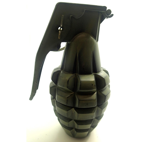 3156 - American WWII full size replica MK II pineapple hand grenade in green. P&P Group 2 (£18+VAT for the ... 