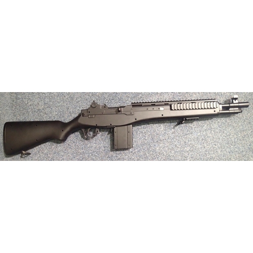 3159 - Replica BB M14 Carbine gun. P&P Group 3 (£25+VAT for the first lot and £5+VAT for subsequent lots)