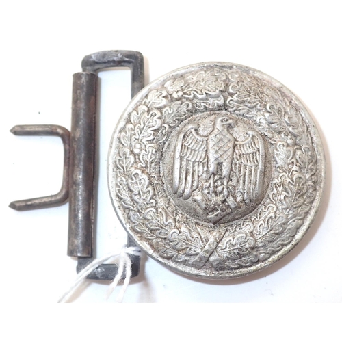 3100 - WWII German Army officers belt buckle in semi-relic condition. P&P Group 1 (£14+VAT for the first lo... 