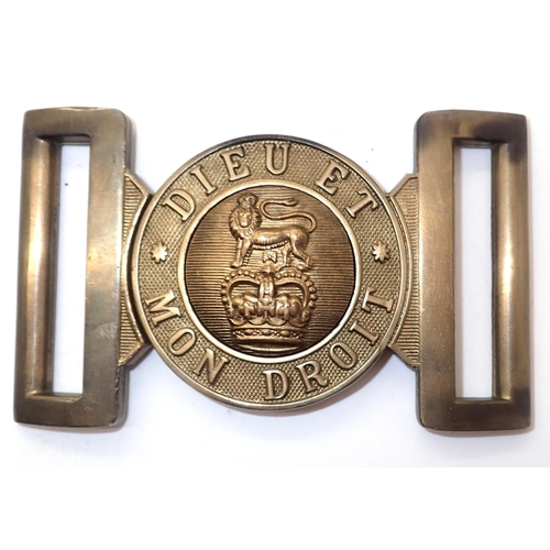 3101 - British WWII brass belt buckle. P&P Group 1 (£14+VAT for the first lot and £1+VAT for subsequent lot... 