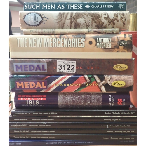 3122 - Military related books and auction catalogues, medal yearbooks and others. P&P Group 3 (£25+VAT for ... 