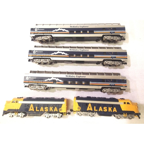 2310 - Bachmann N gauge American FA1 power and dummy cars, Alaska blue/yellow Livery and three Westeros McK... 