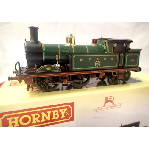 2379 - Hornby R3538 H Class SECR no 308 green in near mint condition, boxed. P&P Group 1 (£14+VAT for the f... 