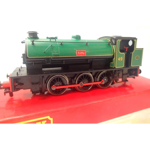 2382 - Hornby Class J94, finished as Sally no 49 green in excellent condition, no paperwork etc, part box i... 