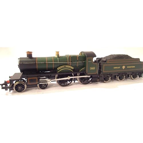 2439 - Hornby OO County of Bedford GWR Green 3821 in very good - excellent condition, unboxed. P&P Group 1 ... 