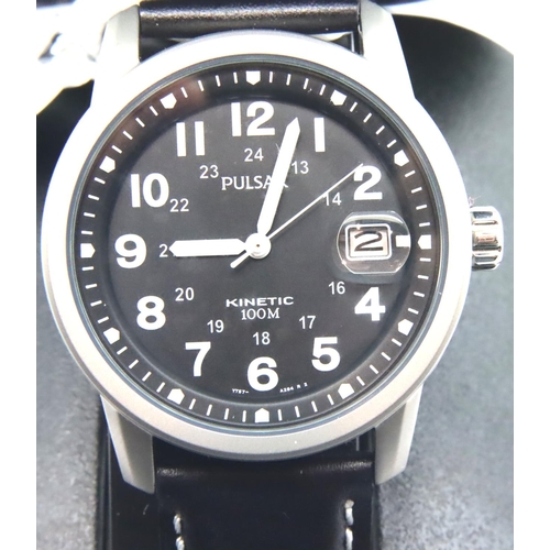74 - Gents boxed Pulsar kinetic wristwatch, working at lotting. P&P Group 1 (£14+VAT for the first lot an... 