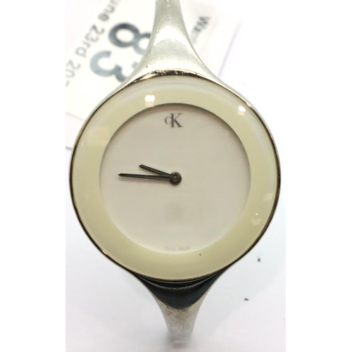 83 - Calvin Klein bracelet wristwatch, working at lotting. P&P Group 1 (£14+VAT for the first lot and £1+... 
