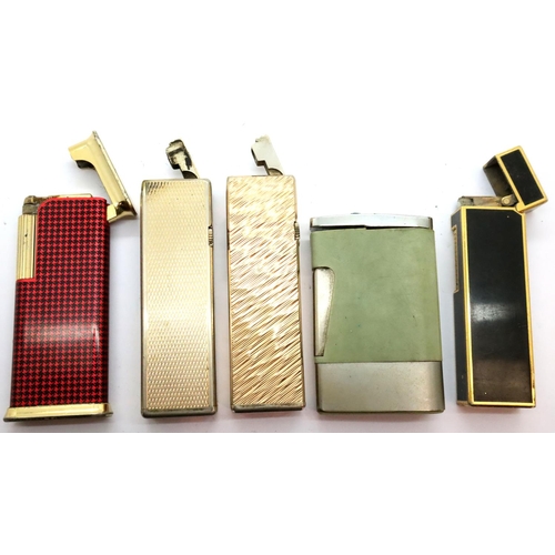 111 - Mixed vintage lighters including Ronson. P&P Group 1 (£14+VAT for the first lot and £1+VAT for subse... 