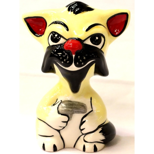187 - Lorna Bailey cat, Make My Day, H: 12 cm. P&P Group 1 (£14+VAT for the first lot and £1+VAT for subse... 