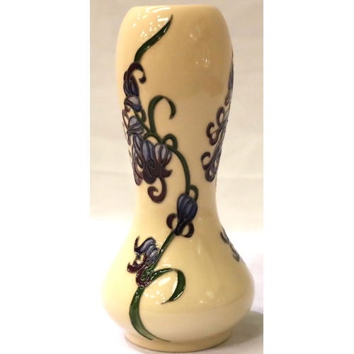 266 - Moorcroft vase in the Bluebell Harmony pattern, H: 16 cm. P&P Group 2 (£18+VAT for the first lot and... 