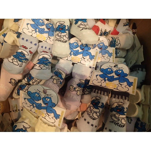 1050 - New old stock babys smurf socks, sizes 0-6, 6-12 months. Not available for in-house P&P, contact Pau... 