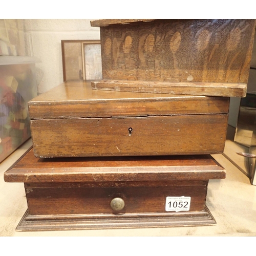 1052 - Quantity of wooden items to include a pipe rack. Not available for in-house P&P, contact Paul O'Hea ... 