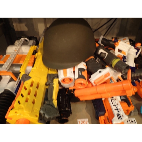 1144 - Large collection of preowned Nerf guns. Not available for in-house P&P, contact Paul O'Hea at Mailbo... 