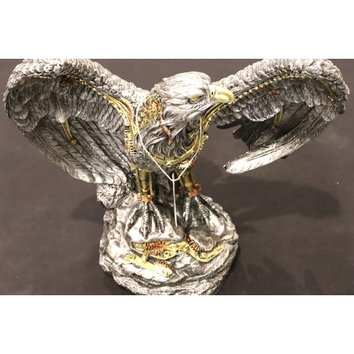 314 - Steampunk style Eagle, H: 28 cm. P&P Group 3 (£25+VAT for the first lot and £5+VAT for subsequent lo... 