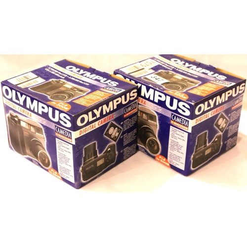 347 - Two new old stock Olympus digital cameras model  C3040 zoom. P&P Group 3 (£25+VAT for the first lot ... 