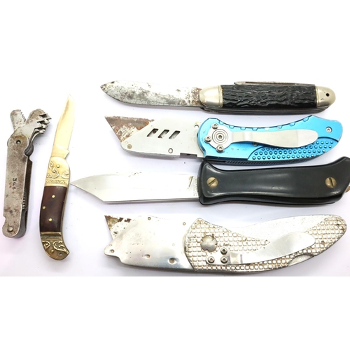 372 - Collection of folding knives. P&P Group 2 (£18+VAT for the first lot and £3+VAT for subsequent lots)