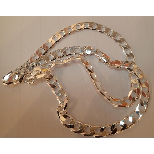 1084A - 925 Silver curb chain necklace L: 52 cm. P&P Group 1 (£14+VAT for the first lot and £1+VAT for subse... 