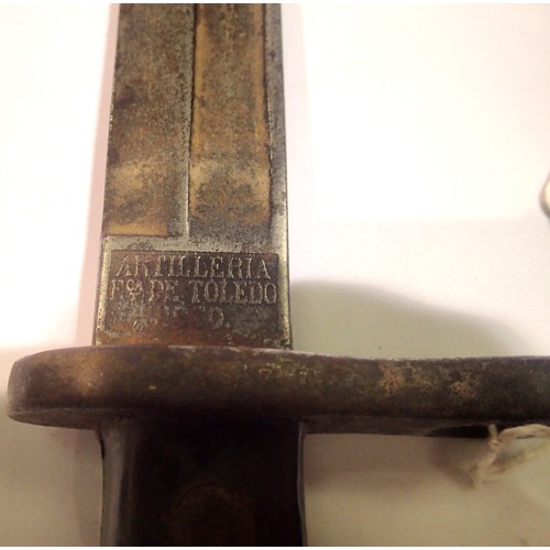 3137 - Spanish rifle bayonet numbered 9993 and dated 1900. P&P Group 2 (£18+VAT for the first lot and £3+VA... 