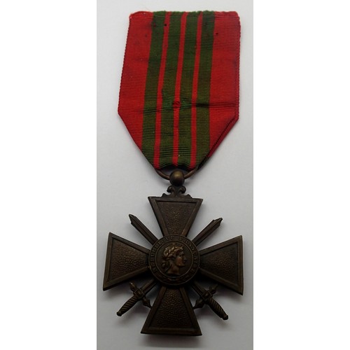 3214 - WWII French Croix de Guerre 1939. P&P Group 1 (£14+VAT for the first lot and £1+VAT for subsequent l... 