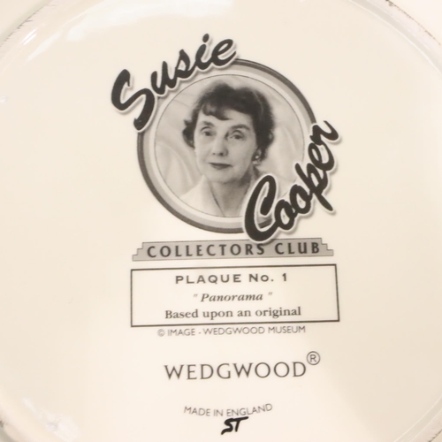 190 - Wedgwood Susie Cooper collectors club plaque in the Panorama pattern boxed, D: 31 cm. P&P Group 3 (£... 