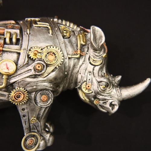 320 - Steampunk style Rhino, L: 31 cm. P&P Group 3 (£25+VAT for the first lot and £5+VAT for subsequent lo... 