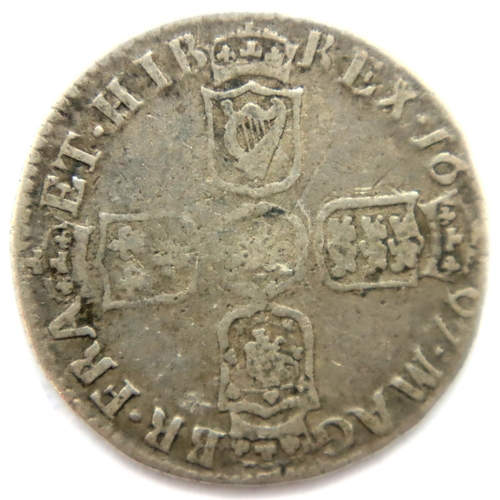 3170 - 1697 - Silver Sixpence of King William III. P&P Group 1 (£14+VAT for the first lot and £1+VAT for su... 