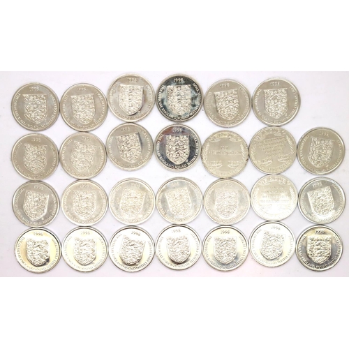 3209 - Complete set of England 1998 coins. P&P Group 1 (£14+VAT for the first lot and £1+VAT for subsequent... 