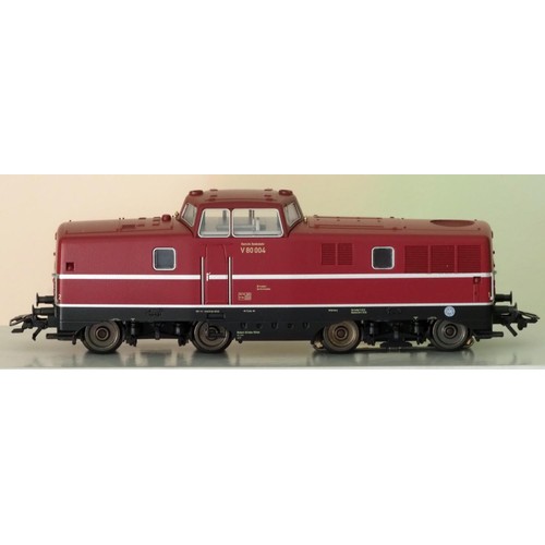 2147 - Marklin H0 3-rail Digital 36080 Class V80 diesel locomotive. All-metal model. Brand new in original ... 