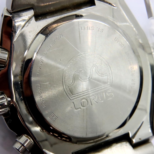 79 - Lorus; gents chronograph wristwatch, working at lotting. P&P Group 1 (£14+VAT for the first lot and ... 