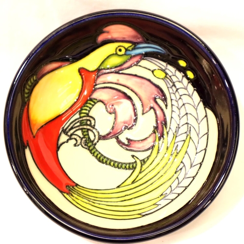 207 - Moorcroft bowl in the Lesser Bird of Paradise pattern, limited edition 17/75, D:12 cm. P&P Group 2 (... 