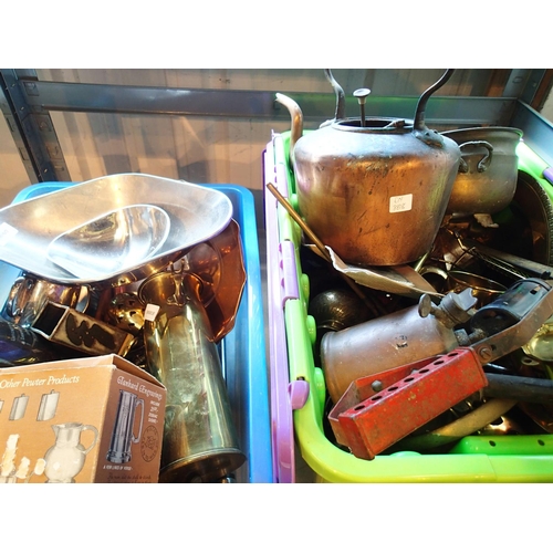 1176 - Two boxes of mixed brass and copperware. Not available for in-house P&P, contact Paul O'Hea at Mailb... 