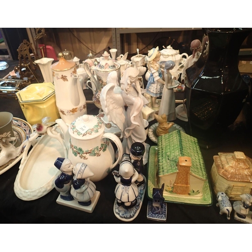 1231 - Large collection of mixed ceramics including coffee and teapot. Not available for in-house P&P, cont... 