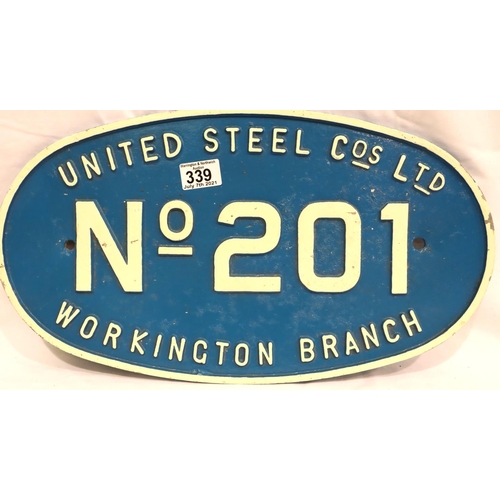 339 - Large vintage cast metal United Steel wagon plate, L: 40 cm. P&P Group 2 (£18+VAT for the first lot ... 