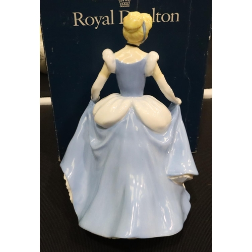 134 - Boxed Royal Doulton limited edition figurine, Cinderella no 481, H: 20 cm. P&P Group 2 (£18+VAT for ... 