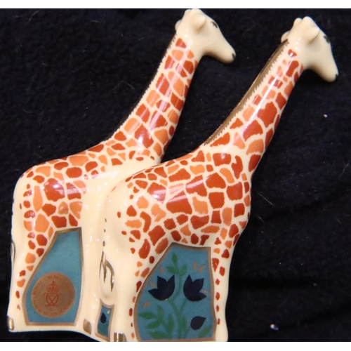 165 - Boxed Royal Crown Derby Giraffes, H: 6 cm. P&P Group 1 (£14+VAT for the first lot and £1+VAT for sub... 