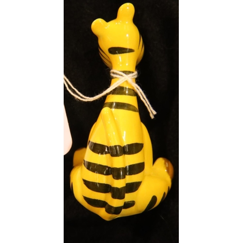 211 - Beswick Tigger, with gold back stamp, H: 8 cm. P&P Group 1 (£14+VAT for the first lot and £1+VAT for... 