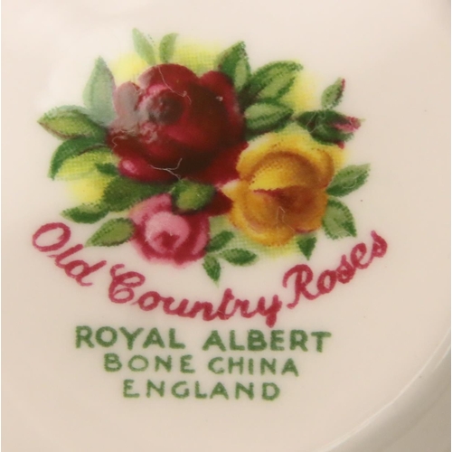 215 - Royal Albert Old Country Roses tea service comprising six trios with cake plate, milk jug and sugar ... 