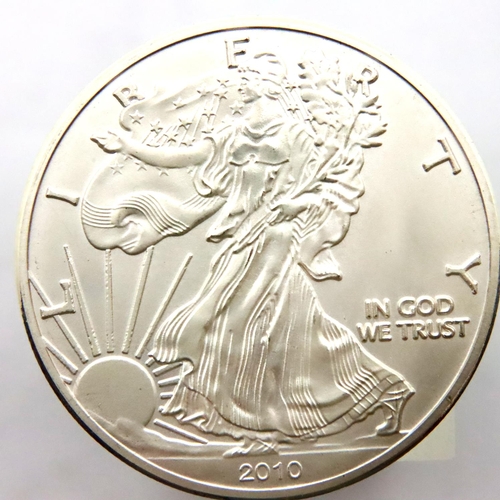 3096 - 2010 American Liberty 999 silver dollar. P&P Group 1 (£14+VAT for the first lot and £1+VAT for subse... 