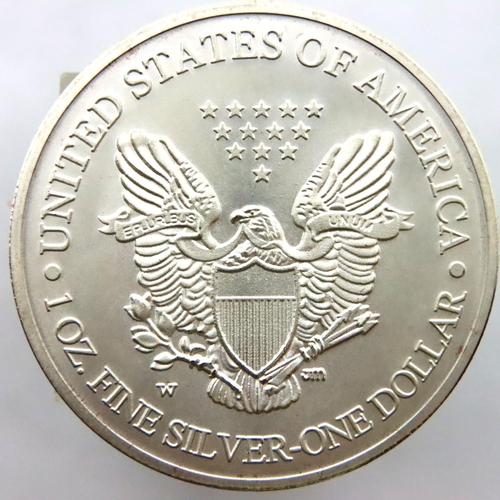 3096 - 2010 American Liberty 999 silver dollar. P&P Group 1 (£14+VAT for the first lot and £1+VAT for subse... 