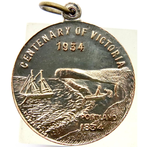 3105 - 1835-1935 Melbourne Centenary medal of Victoria. P&P Group 1 (£14+VAT for the first lot and £1+VAT f... 