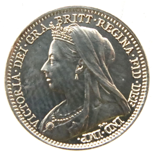 3118 - 1897 maundy threepence of Queen Victoria. P&P Group 1 (£14+VAT for the first lot and £1+VAT for subs... 