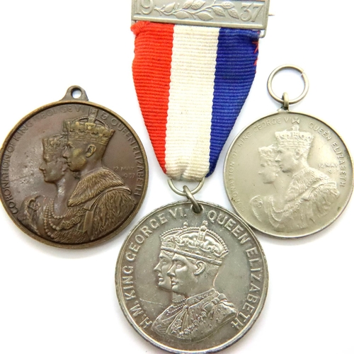 3200 - 1937 Coronation commemoratives of George VI. P&P Group 1 (£14+VAT for the first lot and £1+VAT for s... 