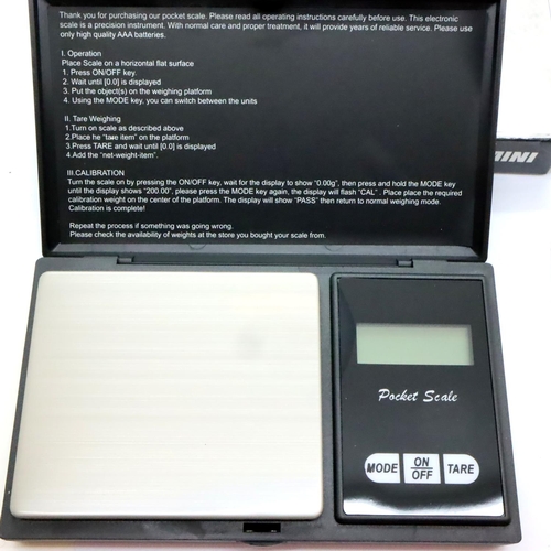 114 - Boxed digital professional mini jewellery scales. P&P Group 1 (£14+VAT for the first lot and £1+VAT ... 